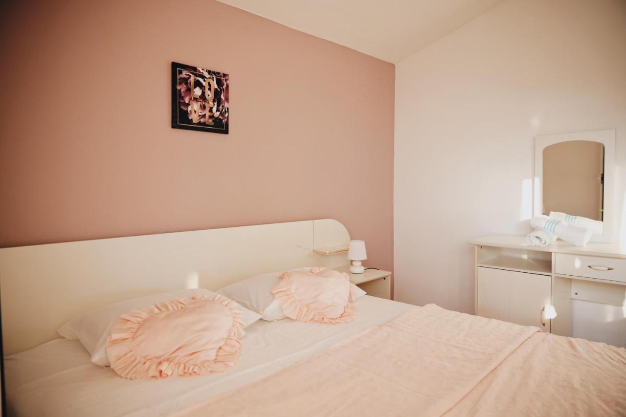 Apartment Blanka With A Beautiful View Of Трогір Екстер'єр фото